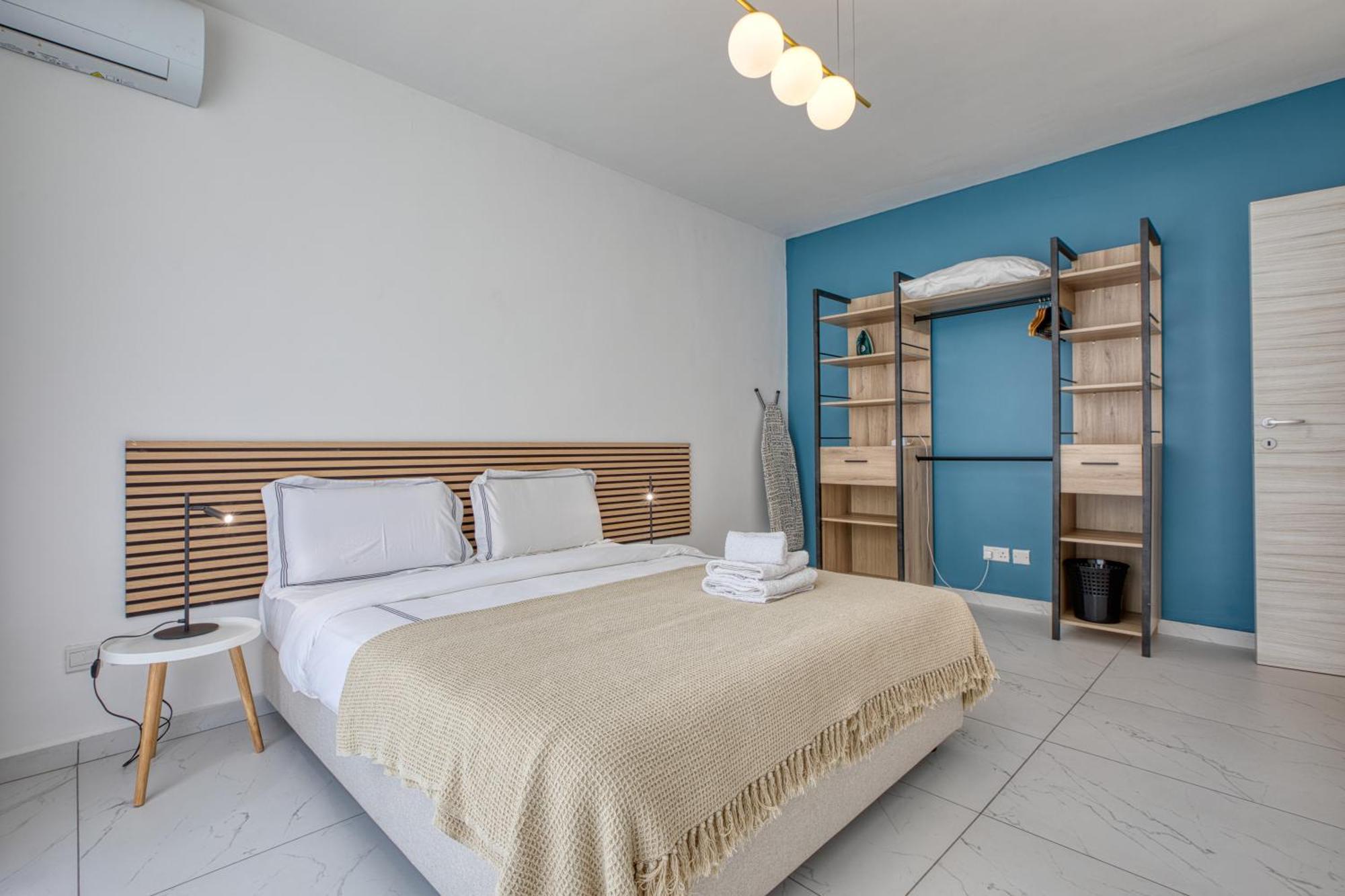 Blu Mar Sea View Apartments St. Paul's Bay Exterior photo